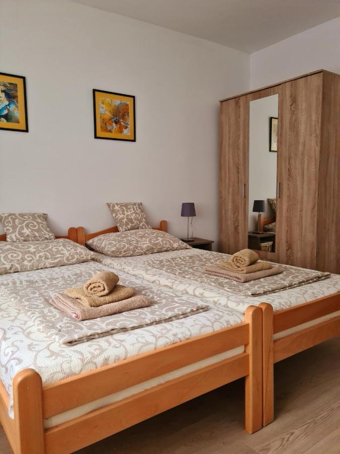 Ferienwohnung Citys Apatin Exterior foto